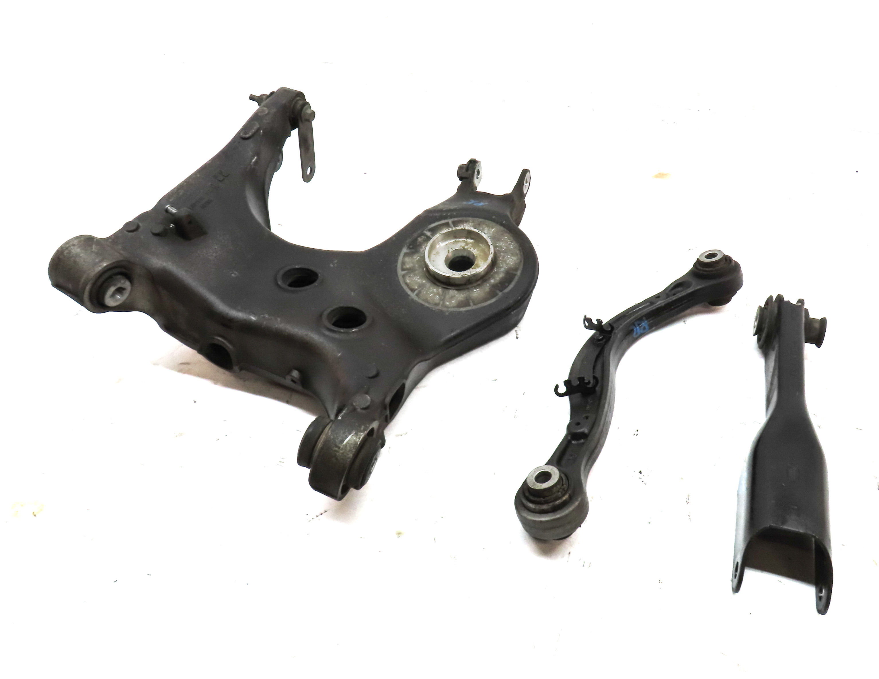 2013-2019 RANGE ROVER (L405) RIGHT PASSENGER REAR CONTROL ARM SET-3 — exact item pictured
